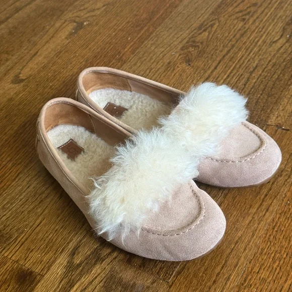 UGG Kaley Wisp Loafers with Fur Lining - Picture 5 of 16